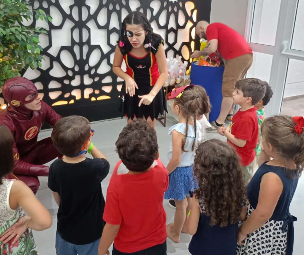 Equipe de recreadores infantis em São Paulo